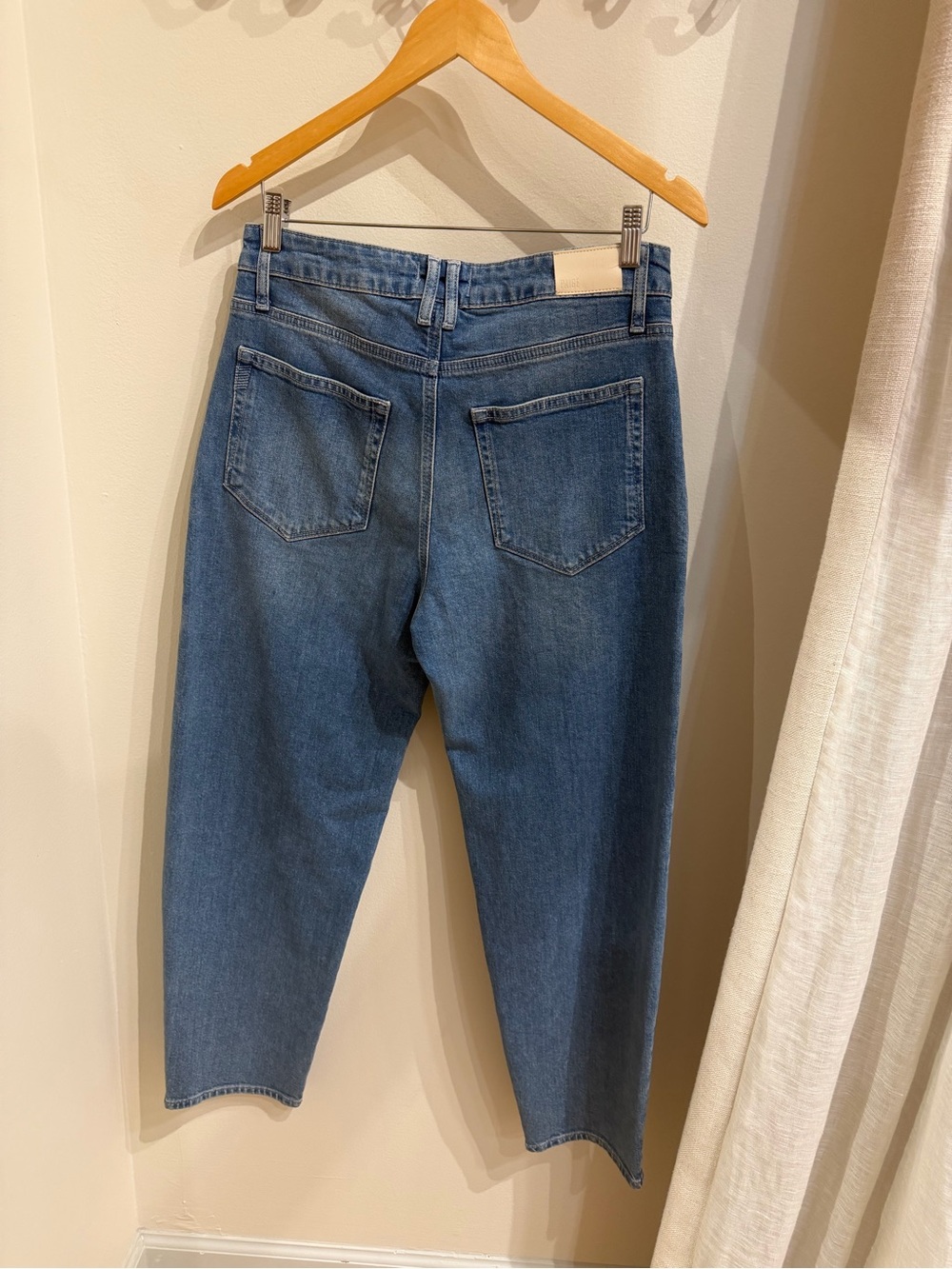 PAIGE Alexis Cargo Barrel Jeans - Picture 6 of 10